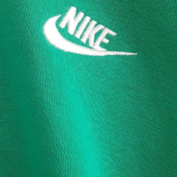 Nike Club Men's Fleece Pullover Green Hoodie - Picture 4 of 16